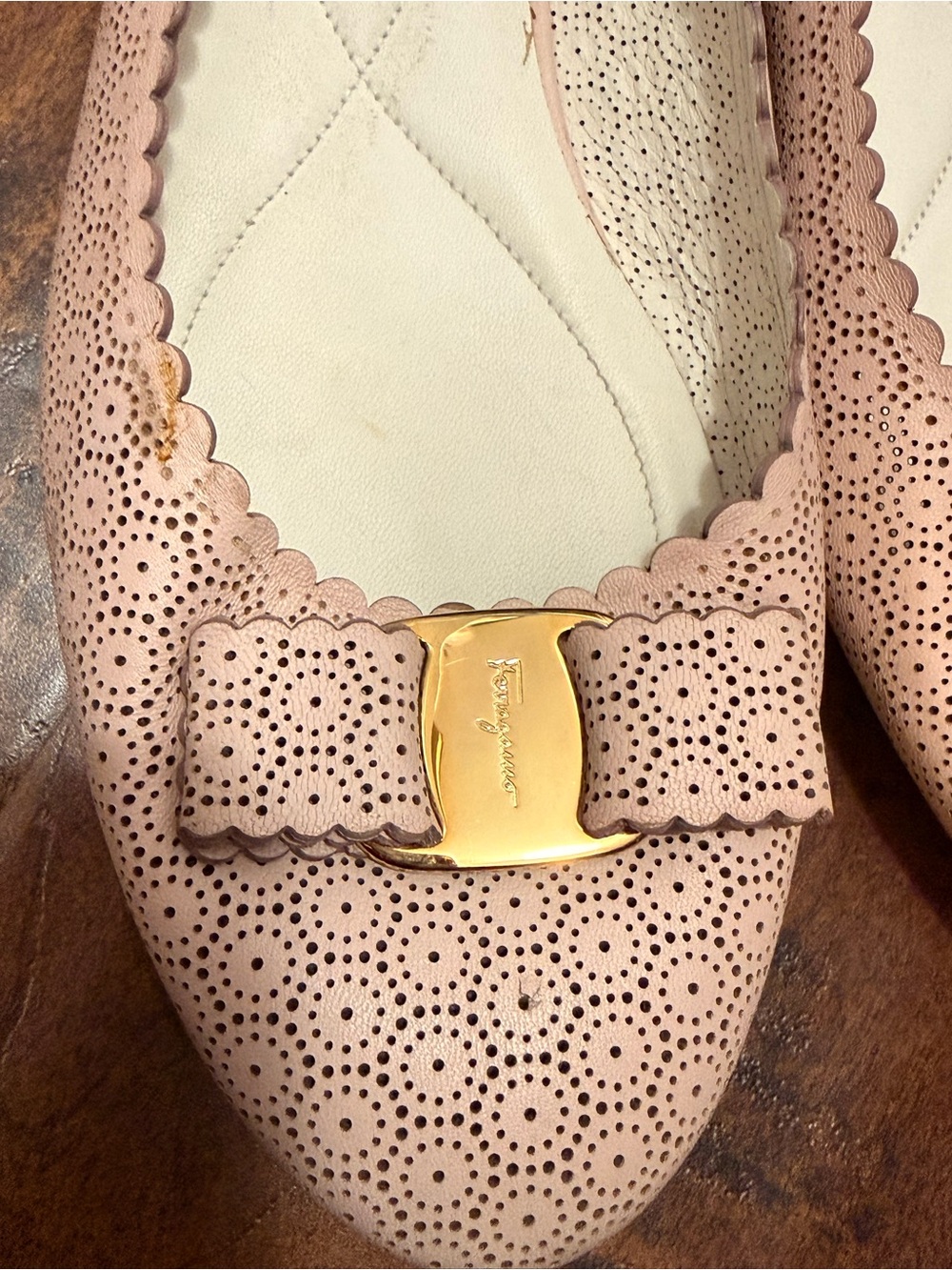 Salvatore Ferragamo Blush Pink Laser-Cut Vara Bow Flats - Picture 5 of 7